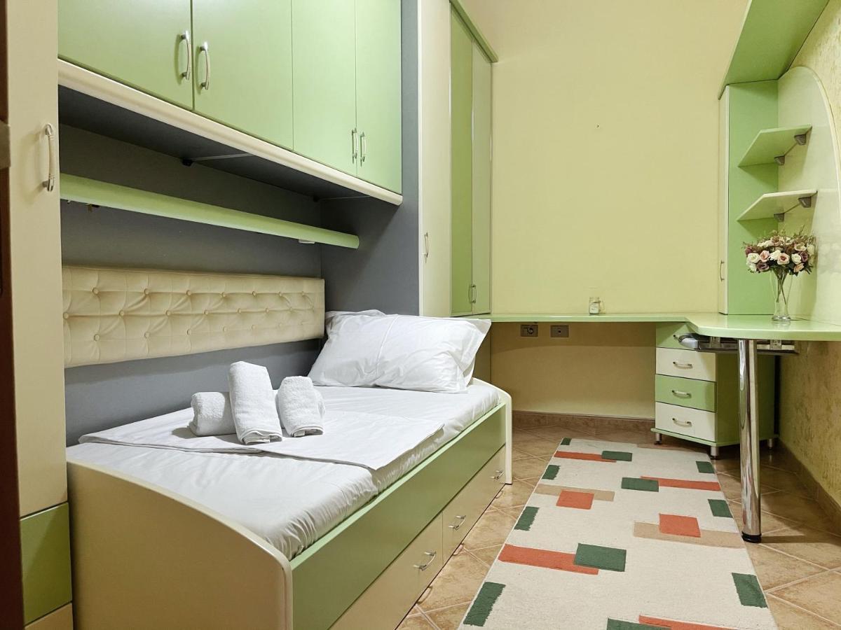 Sunkissed Centre Apartment فلورا المظهر الخارجي الصورة