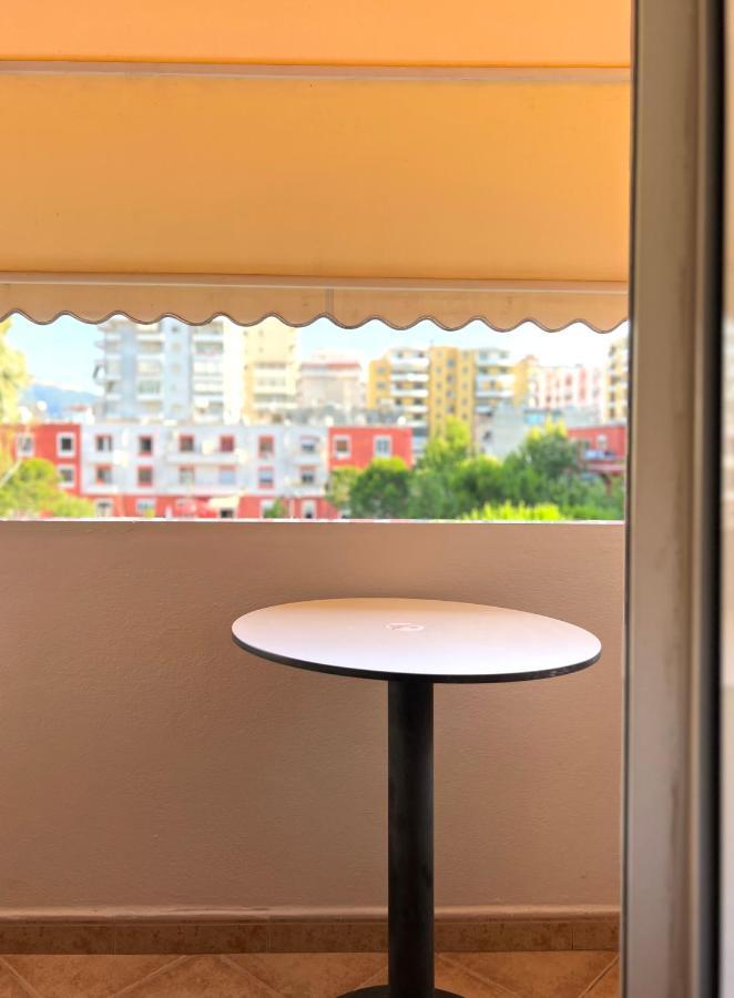 Sunkissed Centre Apartment فلورا المظهر الخارجي الصورة